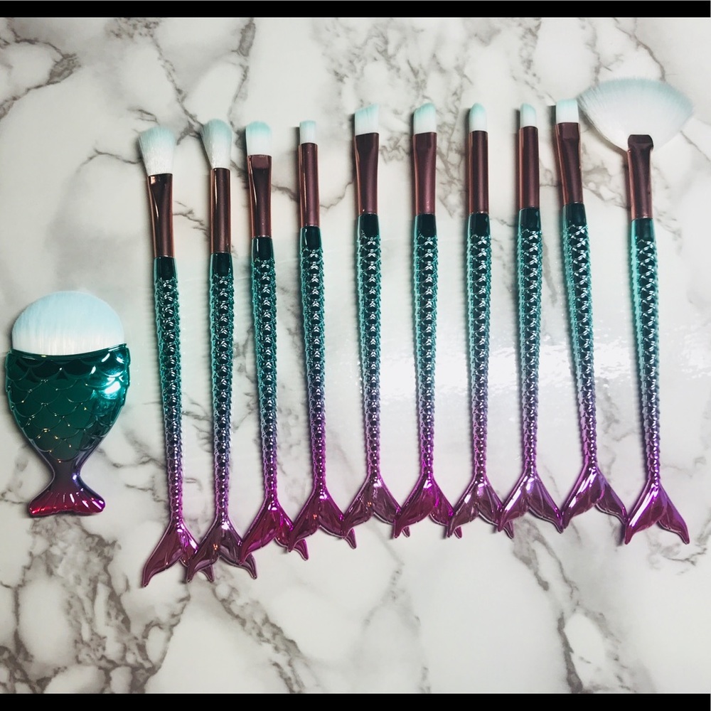 ✨ 11 Piece Mermaid Makeup Brush✨ - Picture 3 of 5